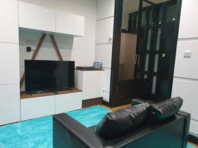 NEW BUILD 1Bed Studio Serviced Apartment WhiteChapel London Perfect for Solo & Coupled Guests PS4 & FREE WIFI